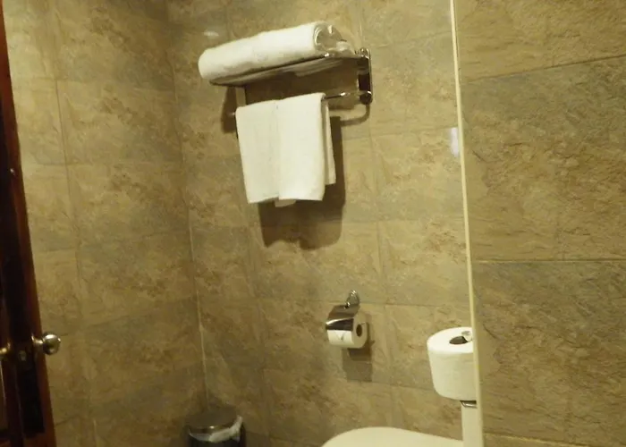 Tivoli Hotel 4*