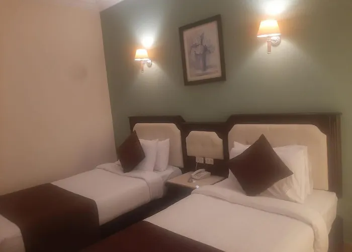 Tivoli Hotel 4*