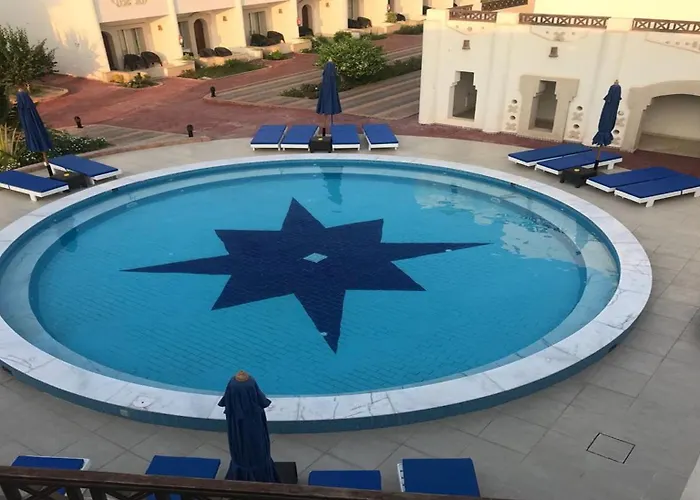 Tivoli Hotel 4*